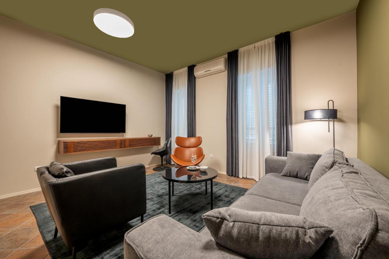 Green, Deluxe Two Bedroom Suite Split Eksteriør bilde